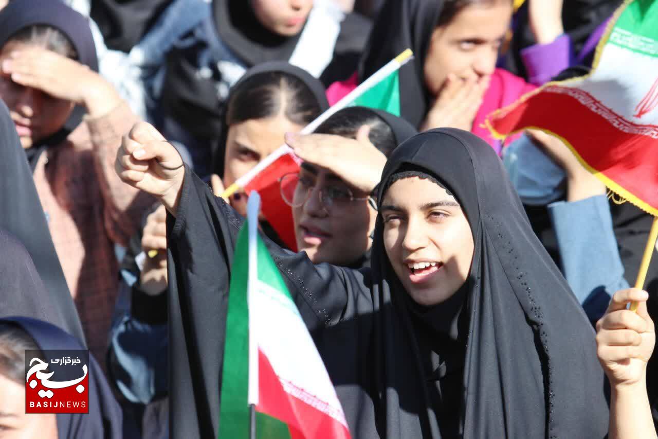 اجتماع بزرگ مردم یاسوج در حمایت از  کودکان و زنان بی دفاع غزه