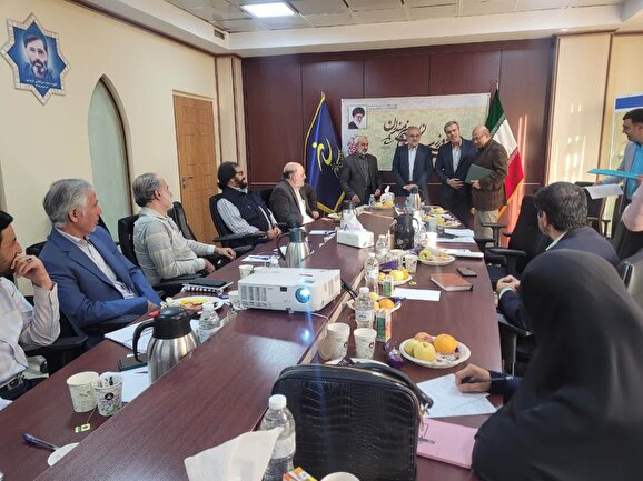 برگزاری جلسه هیئت اندیشه‌ورز سازمان بسیج هنرمندان با ریاست دکتر سید محمد حسینی