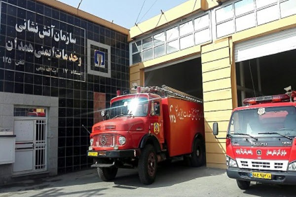 آتش سوزی کارگاه تولیدی کفش در بازار همدان