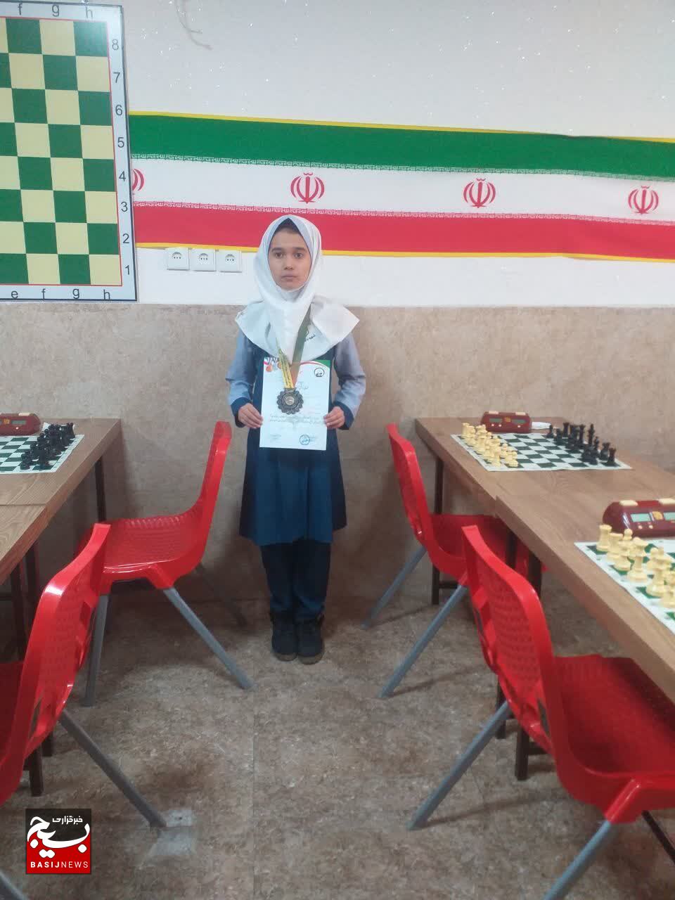 مصاحبه با دختر شطرنج‌باز ساوجبلاغی