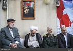 دکتر تولایی در کنار سردار فرجیان زاده، حجت الاسلام تویسرکانی و پدر شهید ابوطالبی