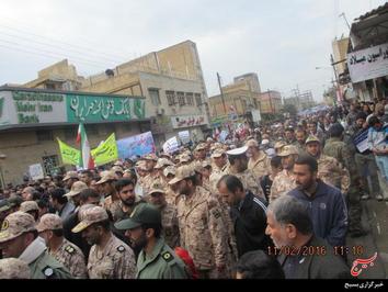 حضور پاسداران و نیروی وظیفه تیپ 44 قمربنی هاشم(علیه السلام) در راهپیمایی 22 بهمن 