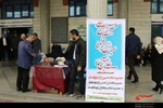 پذیرایی از مراجعان بیمارستان شهید محلاتی از مردم به مناسبت روز پاسدار و اعیاد شعبانیه