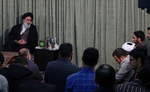 دیدار مسئولین حوزه‌های بسیج دانشجویی دانشگاه‌های استان البرز با آیت الله حسینی همدانی