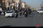 رژه موتورسواران بسیجی استان البرز در آغاز دهه مبارک فجر اجرا شد