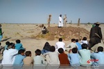 تمرینات بسیجیان برای بازسازی واقعه غدیر خم در شهرستان دلگان
