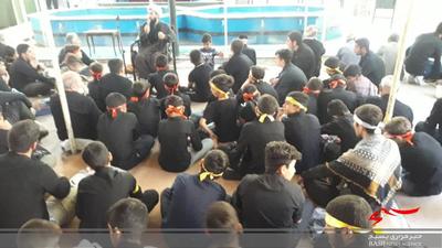 دسته عزاداری دانش آموزان مدرسه شهدای کمالشهر به روایت تصویر
