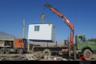 نصب کانکسهای مسکونی بههمت جهادگران همدان در مناطق زلزلهزده