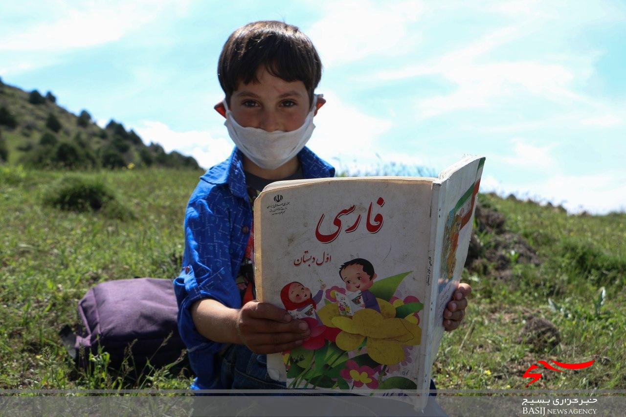 گزارش|‌ معلمانی که در دورافتاده‌ترین مناطق اردبیل الفبای «مهر، محبت و دانش» مشق می‌کنند