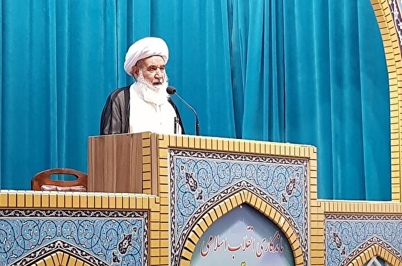 مسئولان برای بهبود معیشت مردم برنامهریزی کنند