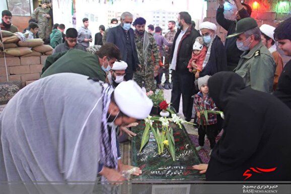 آئین غبار روبی و گلافشانی مزار شهیدگمنام پردیسان