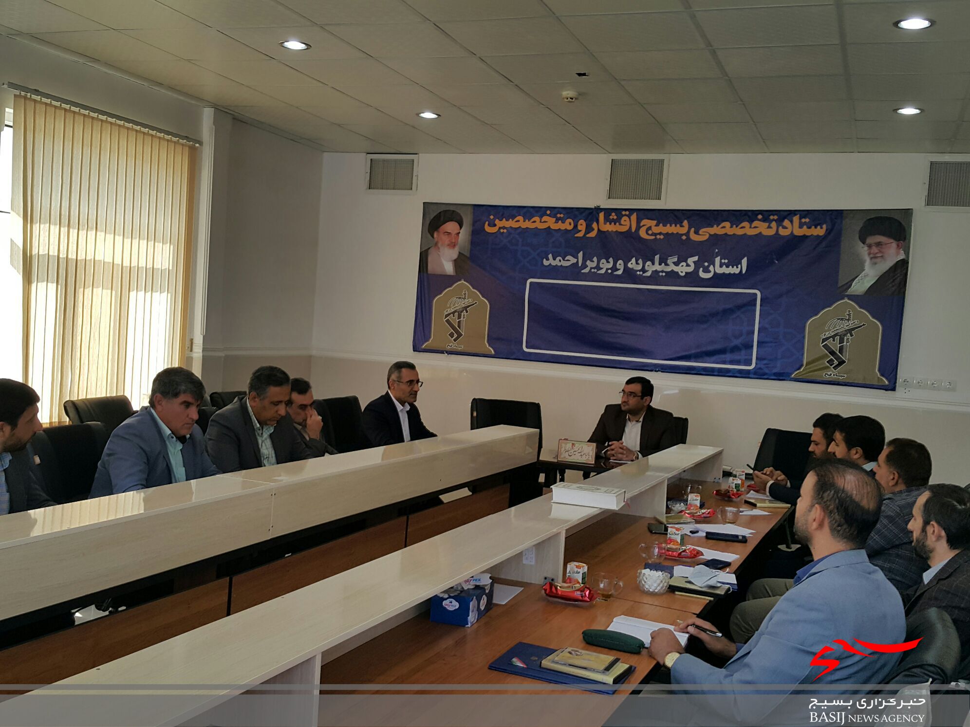 برگزاری همایش تبیین اندیشه دفاعی امام خامنه ای در  یاسوج/  مسئولان برگزاری همایش معرفی شدند