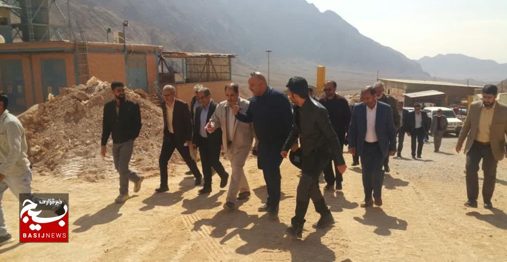 مانع زدایی معدن خان خاتون به همت تلاش سازمان بسیج مهندسین صنعت و معدن استان کرمان