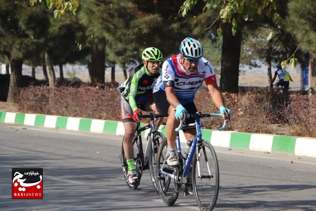 مسابقات دوچرخه‌سواری قهرمانی پیشکسوتان کشور به میزبانی مشهد+عکس و فیلم
