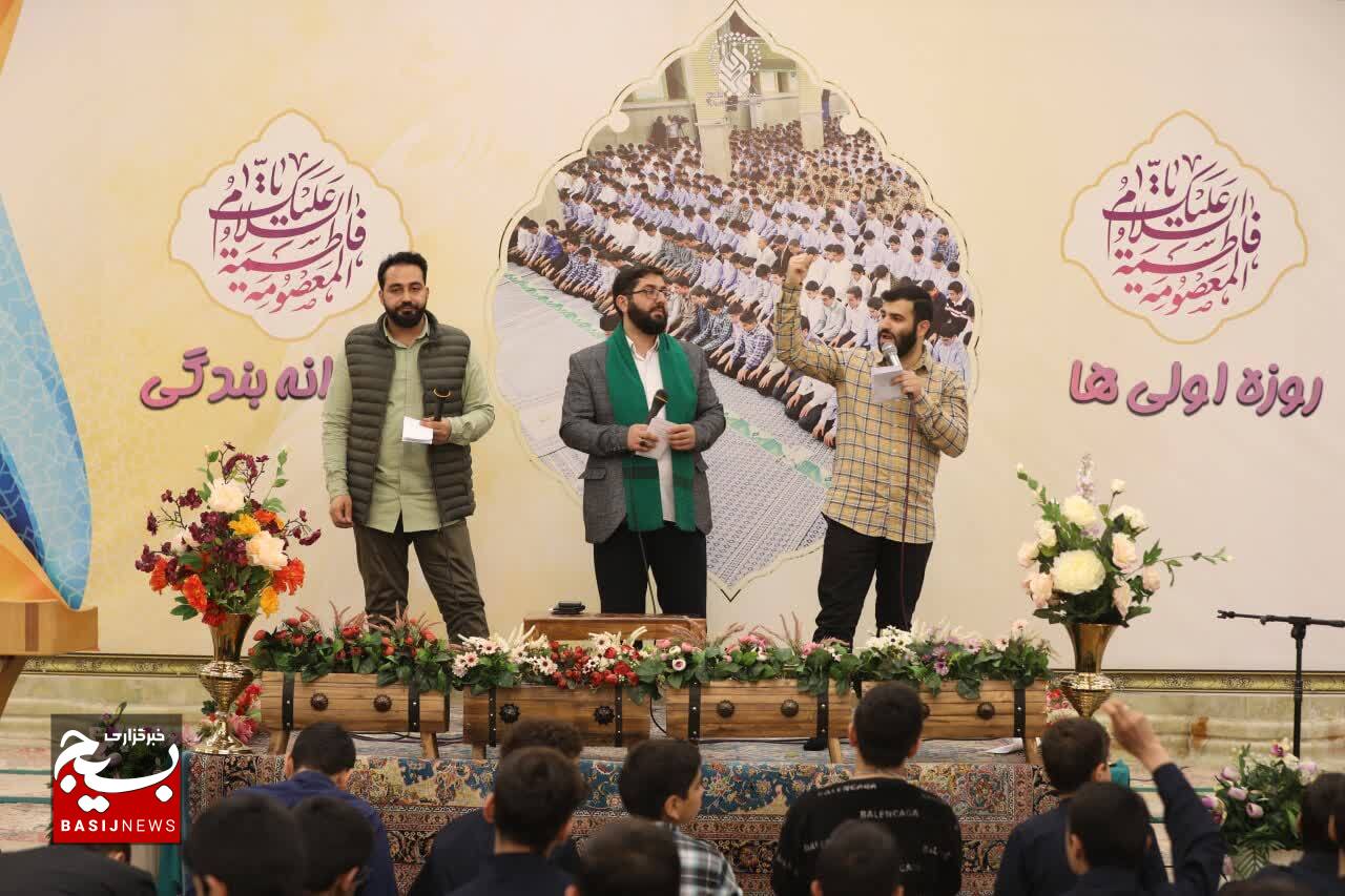 جشن پسران روزه اولی در حرم حضرت معصومه(س) برگزار شد + تصاویر