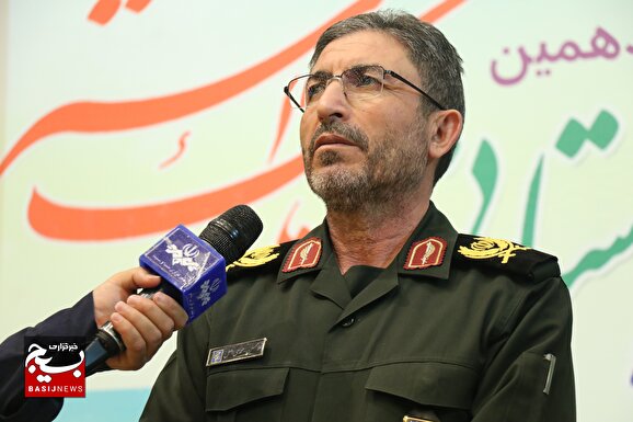 تبریک سردار محمدی اصل بمناسبت فرا رسیدن روز ارتش