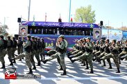 مراسم رژه روز ارتش در همدان برگزار شد